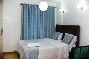 West Suites - 413